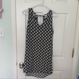 Black and white mini dress - size medium